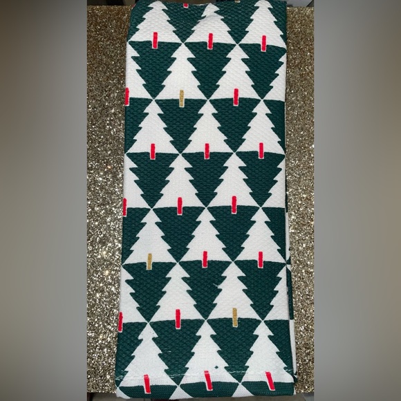 New! Kate Spade Holiday Tree Printed Kitchen Towels-Set of Two- 17”x28”🌲 - Picture 2 of 9